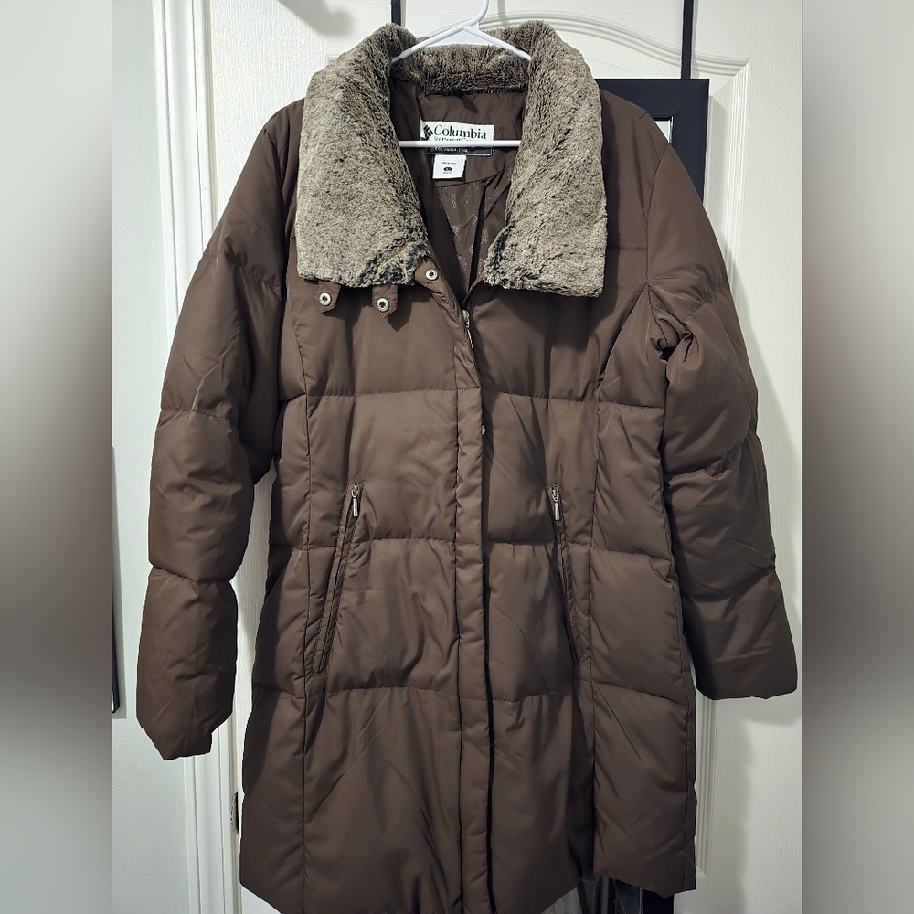Columbia Large Brown Coat
